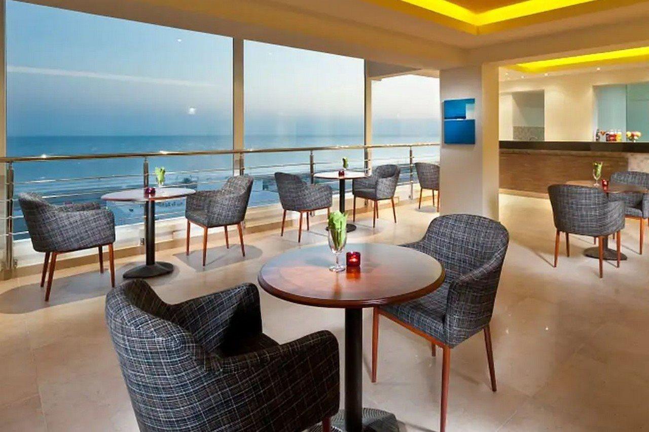 Al Hail Waves Hotel Managed By Centara Maskat Dış mekan fotoğraf
