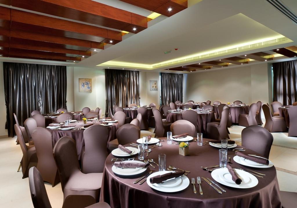 Al Hail Waves Hotel Managed By Centara Maskat Dış mekan fotoğraf