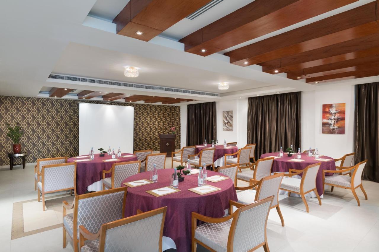 Al Hail Waves Hotel Managed By Centara Maskat Dış mekan fotoğraf